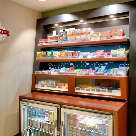 ハンプトン イン トレモントン エクステリア 写真